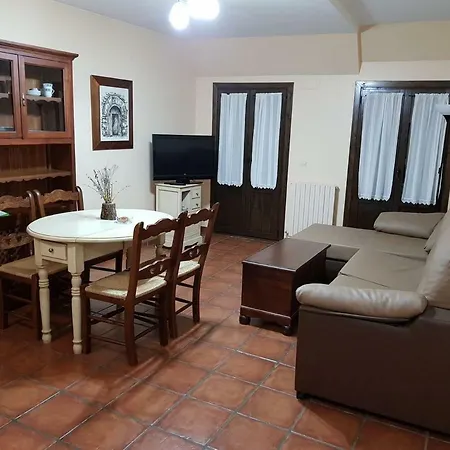 Casa Alcaire Apartment *